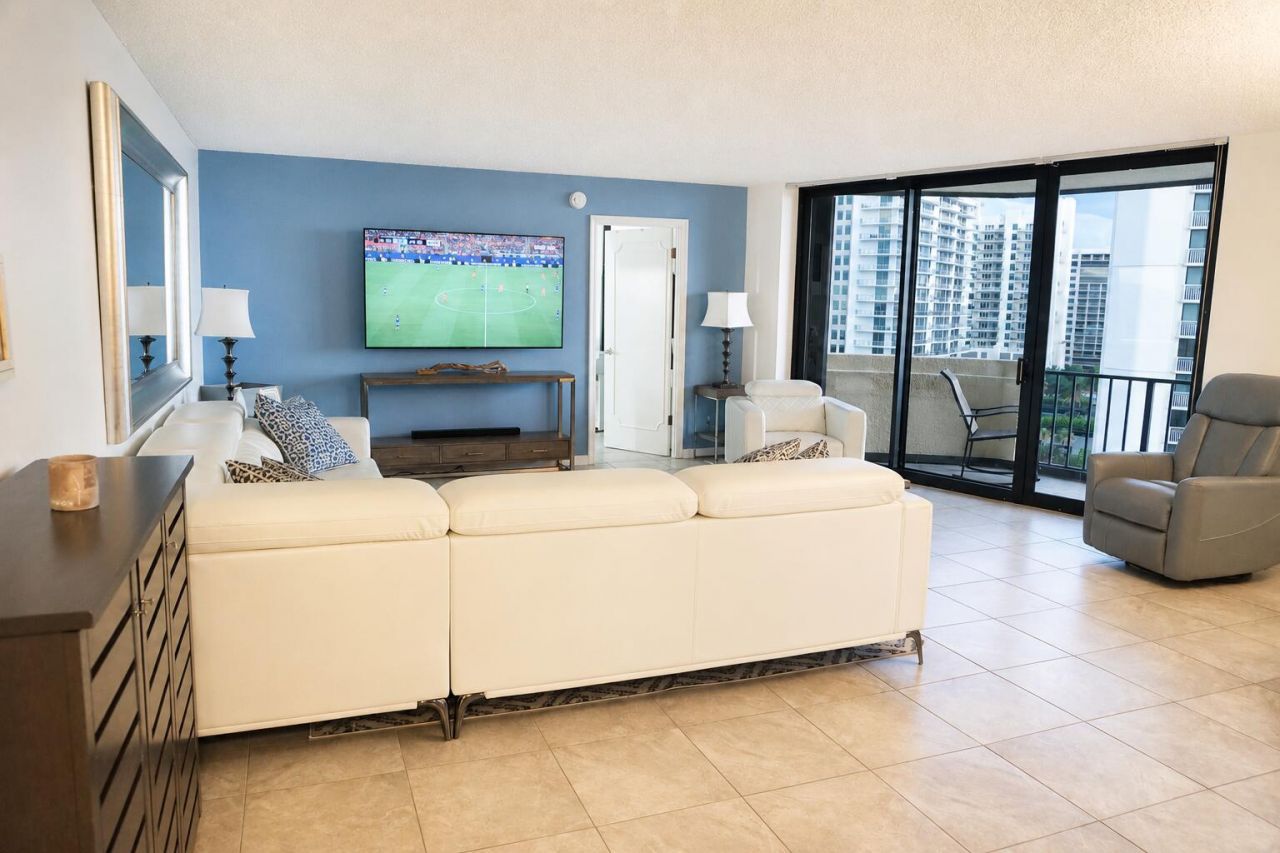 2800 N Ocean Drive, Unit B-12c, Singer Island, FL 33404 Photo