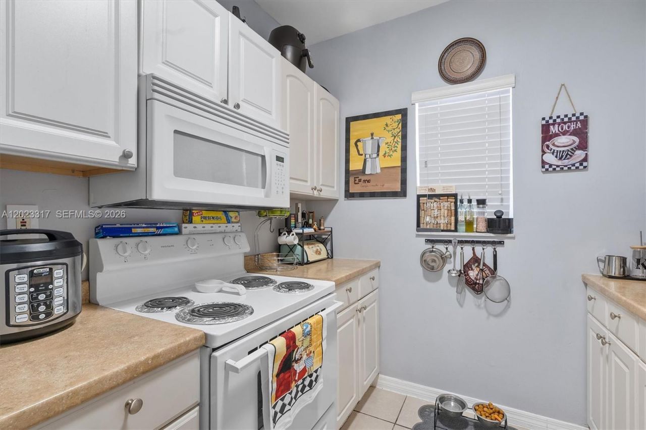 399 NW 72nd Ave, Unit 104, Miami, FL 33126 Photo