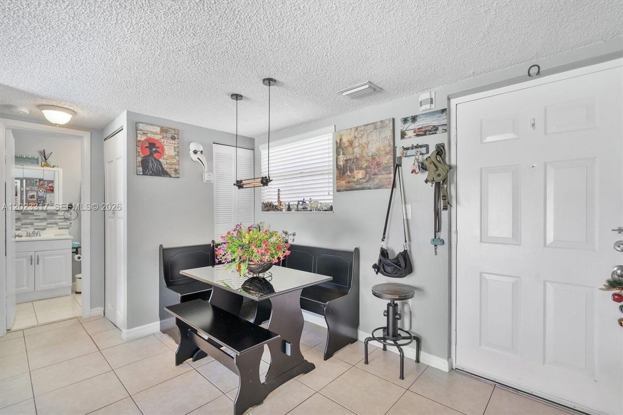 399 NW 72nd Ave, Unit 104, Miami, FL 33126 Photo