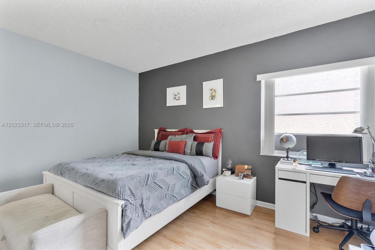 399 NW 72nd Ave, Unit 104, Miami, FL 33126 Photo
