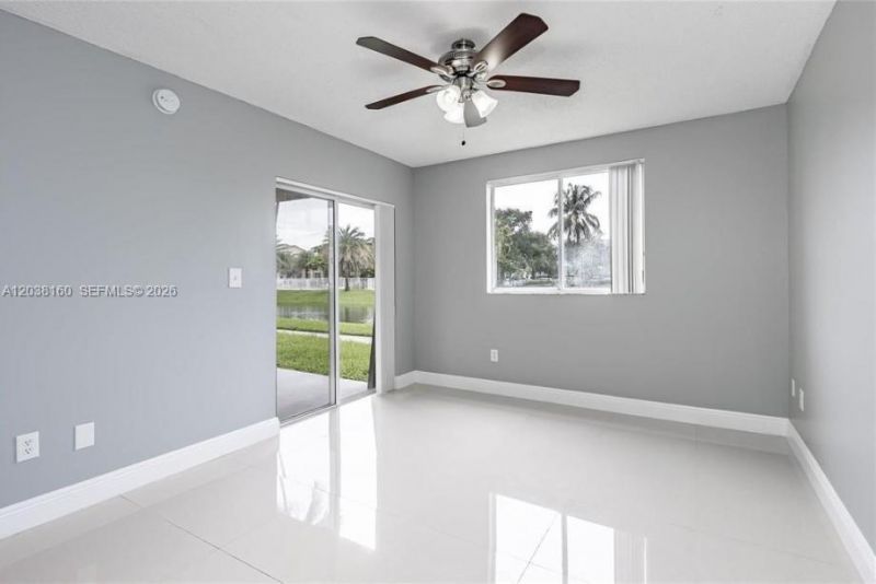 2600 S University Dr , Unit 124, Davie, FL 33328 Photo
