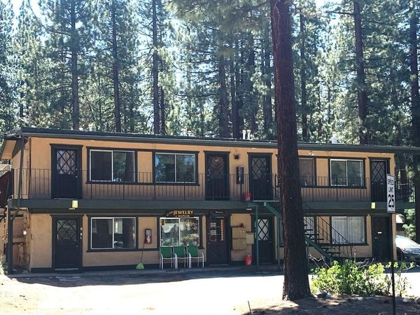 1017 Carson Avenue, South Lake Tahoe, CA 96150