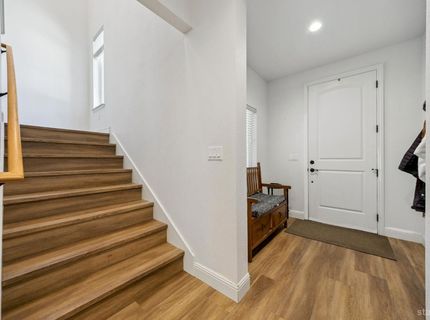 842 San Francisco Avenue, South Lake Tahoe, CA 96150 Photo