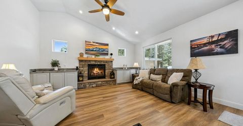 842 San Francisco Avenue, South Lake Tahoe, CA 96150 Photo