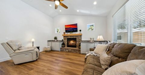 842 San Francisco Avenue, South Lake Tahoe, CA 96150 Photo