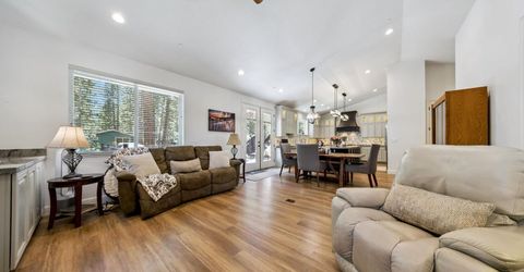 842 San Francisco Avenue, South Lake Tahoe, CA 96150 Photo