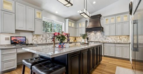 842 San Francisco Avenue, South Lake Tahoe, CA 96150 Photo