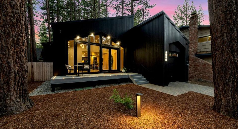 1110 Charles Avenue, South Lake Tahoe, CA 96150 Photo