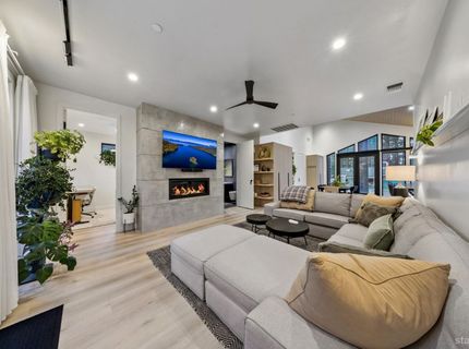 1110 Charles Avenue, South Lake Tahoe, CA 96150 Photo