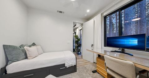 1110 Charles Avenue, South Lake Tahoe, CA 96150 Photo