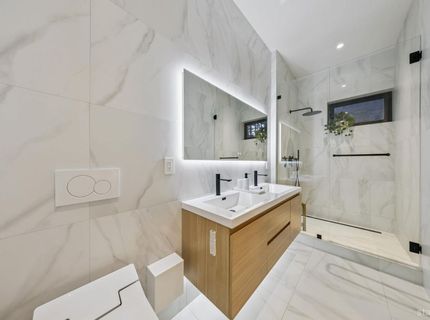 1110 Charles Avenue, South Lake Tahoe, CA 96150 Photo
