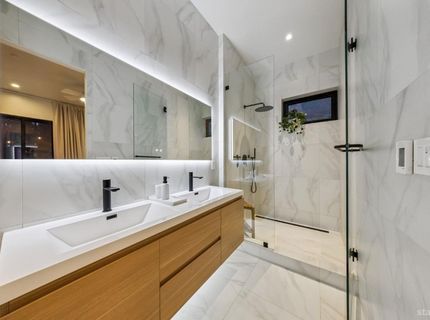 1110 Charles Avenue, South Lake Tahoe, CA 96150 Photo