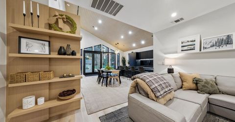 1110 Charles Avenue, South Lake Tahoe, CA 96150 Photo