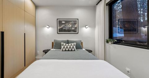 1110 Charles Avenue, South Lake Tahoe, CA 96150 Photo