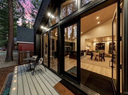 1110 Charles Avenue, South Lake Tahoe, CA 96150 Photo