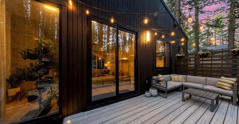 1110 Charles Avenue, South Lake Tahoe, CA 96150 Photo