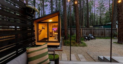 1110 Charles Avenue, South Lake Tahoe, CA 96150 Photo