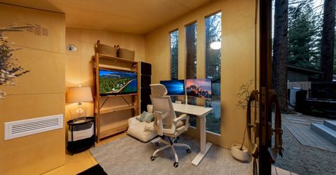 1110 Charles Avenue, South Lake Tahoe, CA 96150 Photo