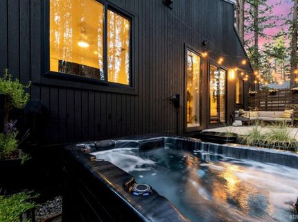 1110 Charles Avenue, South Lake Tahoe, CA 96150 Photo