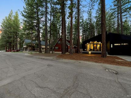 1110 Charles Avenue, South Lake Tahoe, CA 96150 Photo