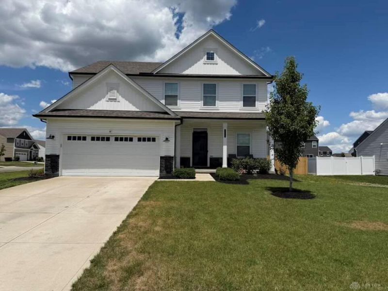 1502 Knightsbridge Court, Carlisle, OH 45005 Photo 1