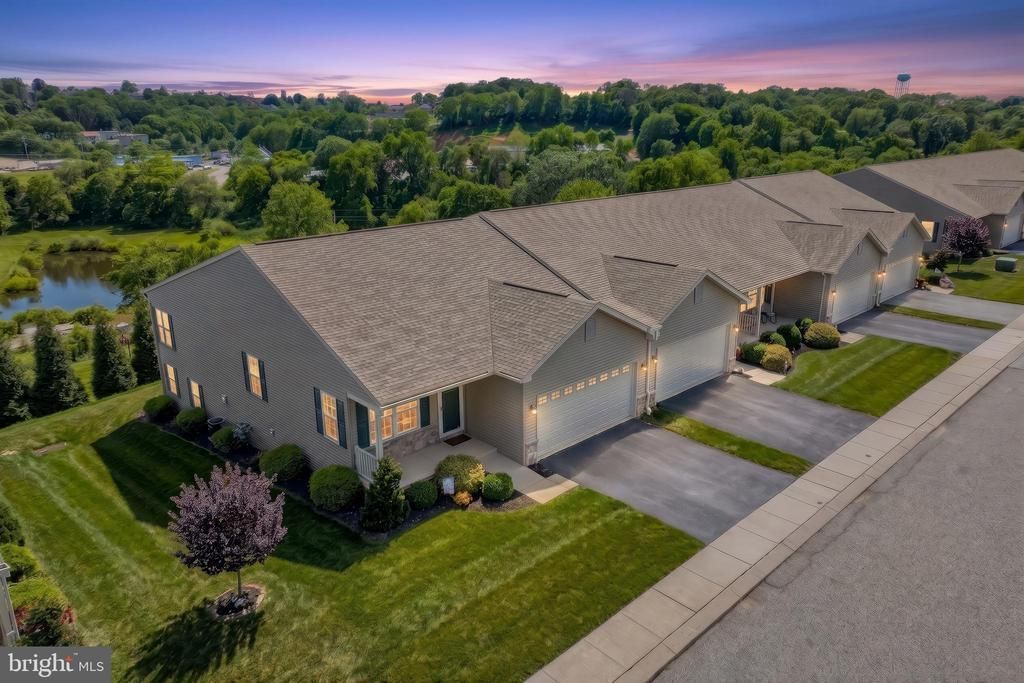 131 PALOMINO WAY, RED LION, PA 17356