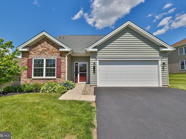 5424 TRADITIONS DRIVE , COOPERSBURG, PA 18036