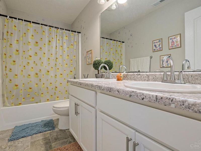 1502 Knightsbridge Court, Carlisle, OH 45005 Photo 34