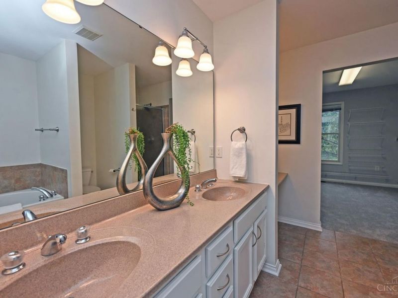 2530 Hackberry Street, Cincinnati, OH 45206 Photo 23