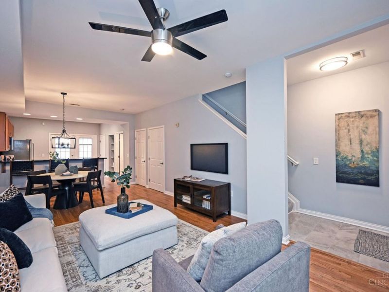 2530 Hackberry Street, Cincinnati, OH 45206 Photo 6
