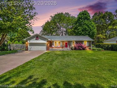 600 6 Mile Road, Northfield Twp, MI 48189