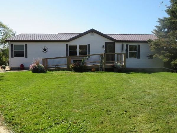 S7304 Sandusky Road, Hillpoint, WI 53937
