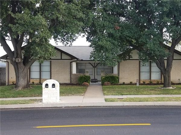 6919 W Cleburne Road, Fort Worth, TX 76133