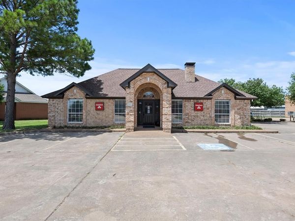603 N Nolan River Road, Cleburne, TX 76033