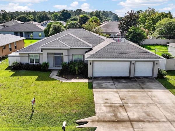 5 LYNTON PLACE , PALM COAST, FL 32137