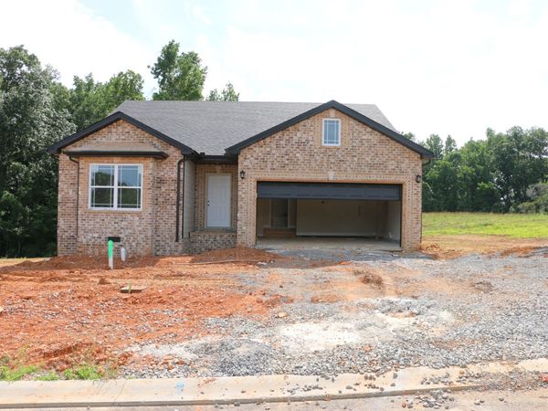 556 Willow Park Dr , Clarksville, TN 37043