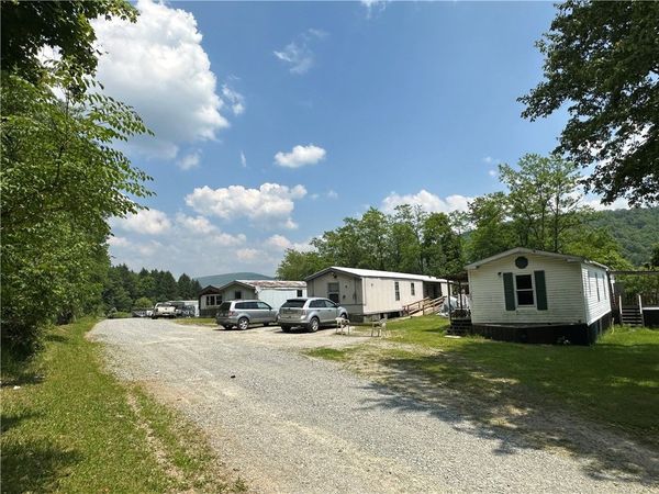 1389 Indian Creek Valley Road, Melcroft, PA 15462