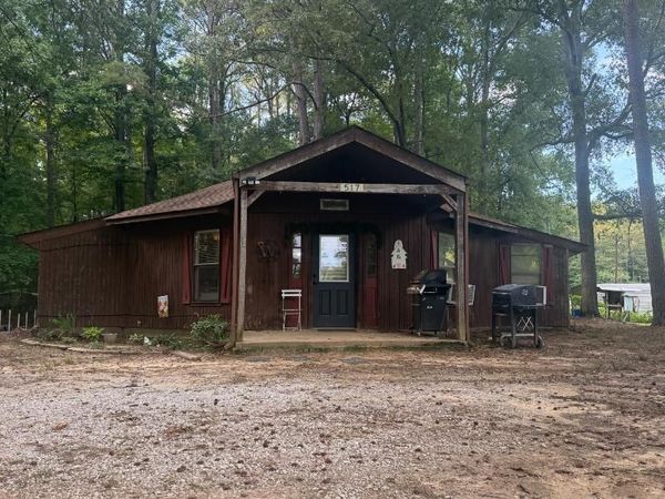 517 Mississippi 370, Baldwyn, MS 38824