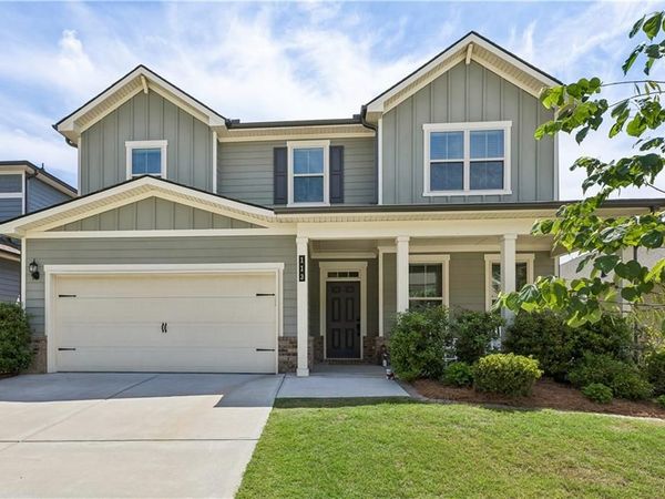 113 Vivian Lane, Peachtree City, GA 30269