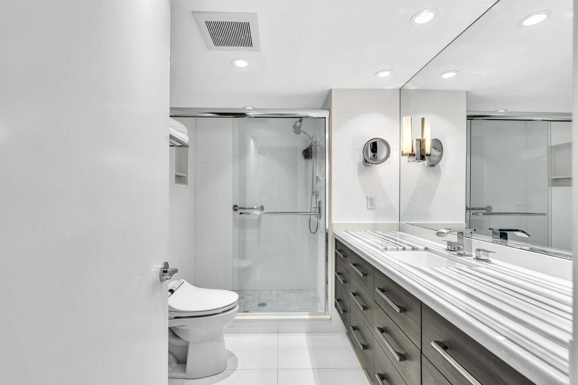 4020 Galt Ocean Drive, Unit 703, Fort Lauderdale, FL 33308 Photo