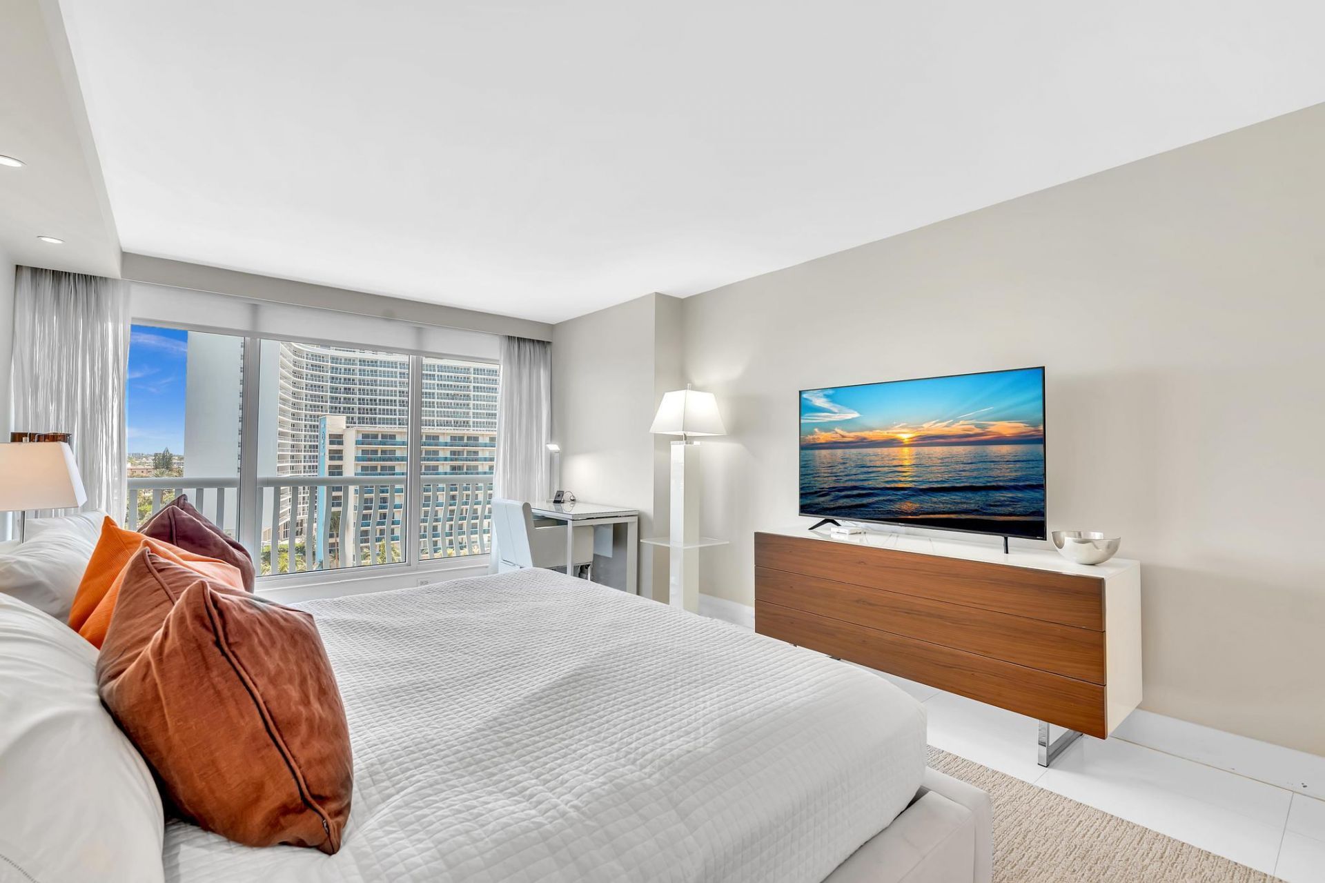 4020 Galt Ocean Drive, Unit 703, Fort Lauderdale, FL 33308 Photo