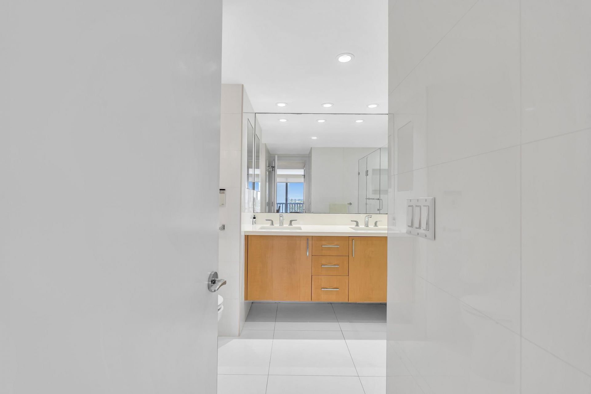 4020 Galt Ocean Drive, Unit 703, Fort Lauderdale, FL 33308 Photo
