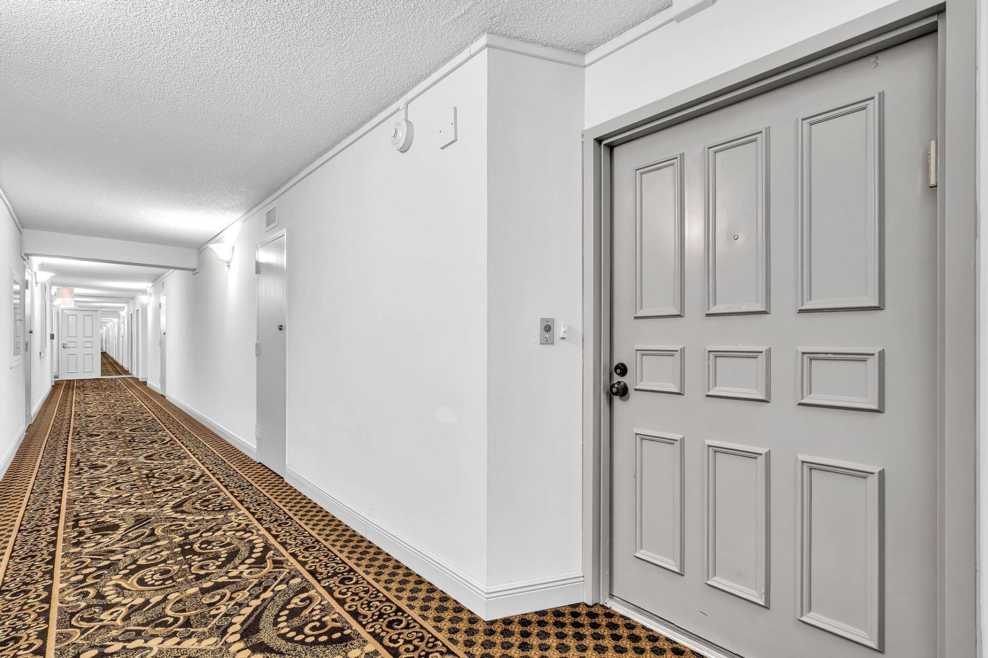 4020 Galt Ocean Drive, Unit 703, Fort Lauderdale, FL 33308 Photo