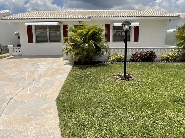 2016 SW 16th Avenue, Boynton Beach, FL 33426