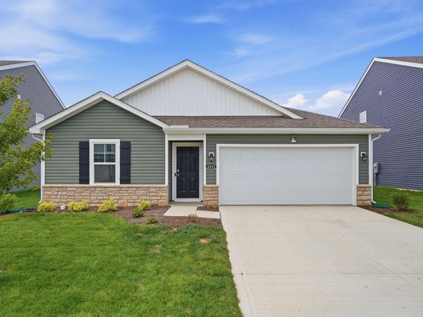 4333 Water Aven Drive, Canal Winchester, OH 43110