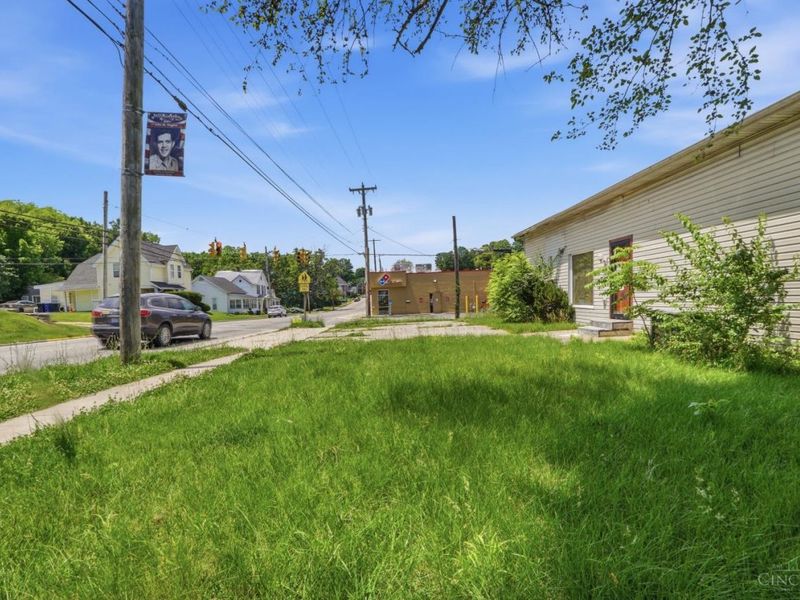 239 W Locust Street, Wilmington, OH 45177 Photo 3