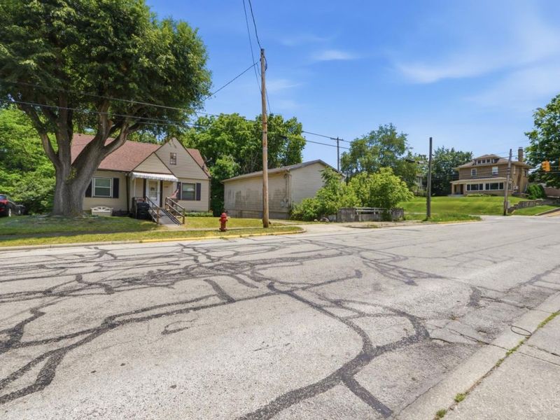 239 W Locust Street, Wilmington, OH 45177 Photo 8