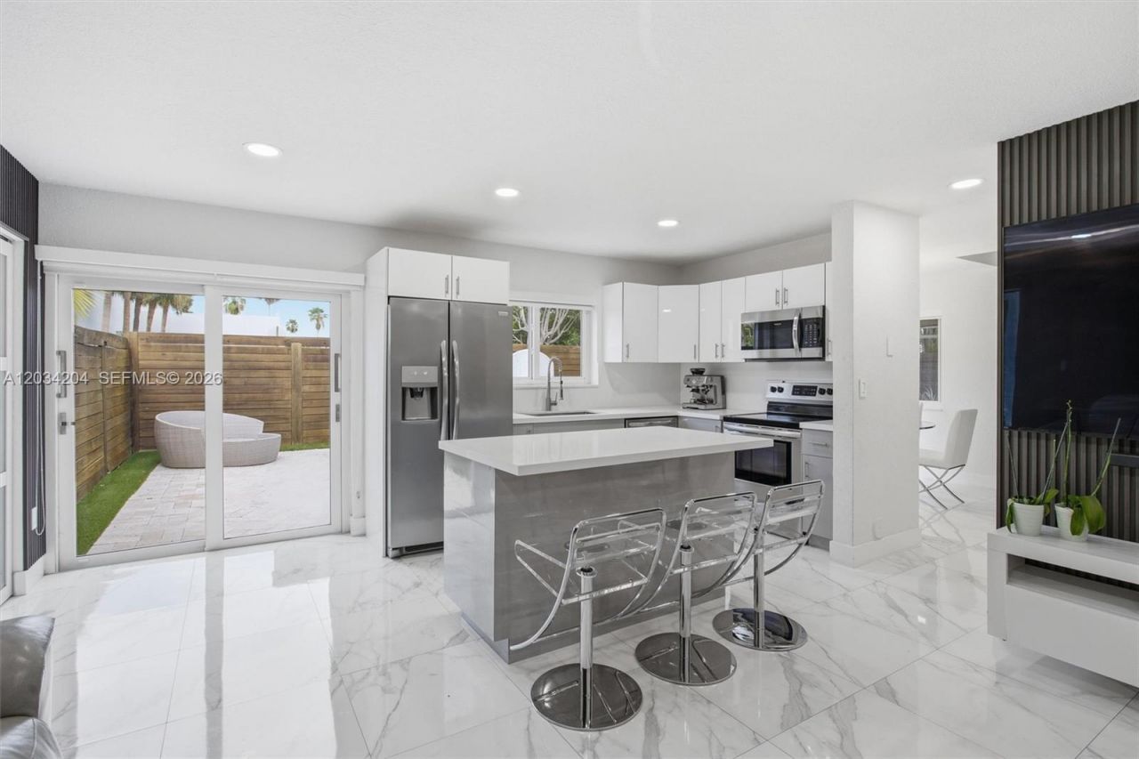 7315 SW 158th Ave, Miami, FL 33193 Photo