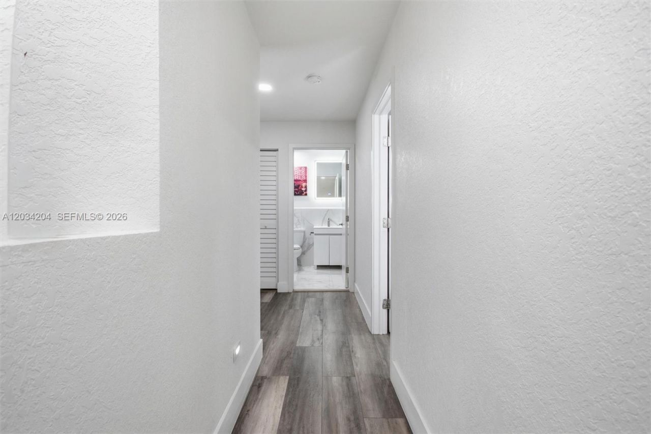 7315 SW 158th Ave, Miami, FL 33193 Photo