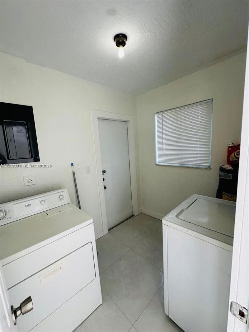 2620 NW 14th Ct , Unit 2620, Fort Lauderdale, FL 33311 Photo